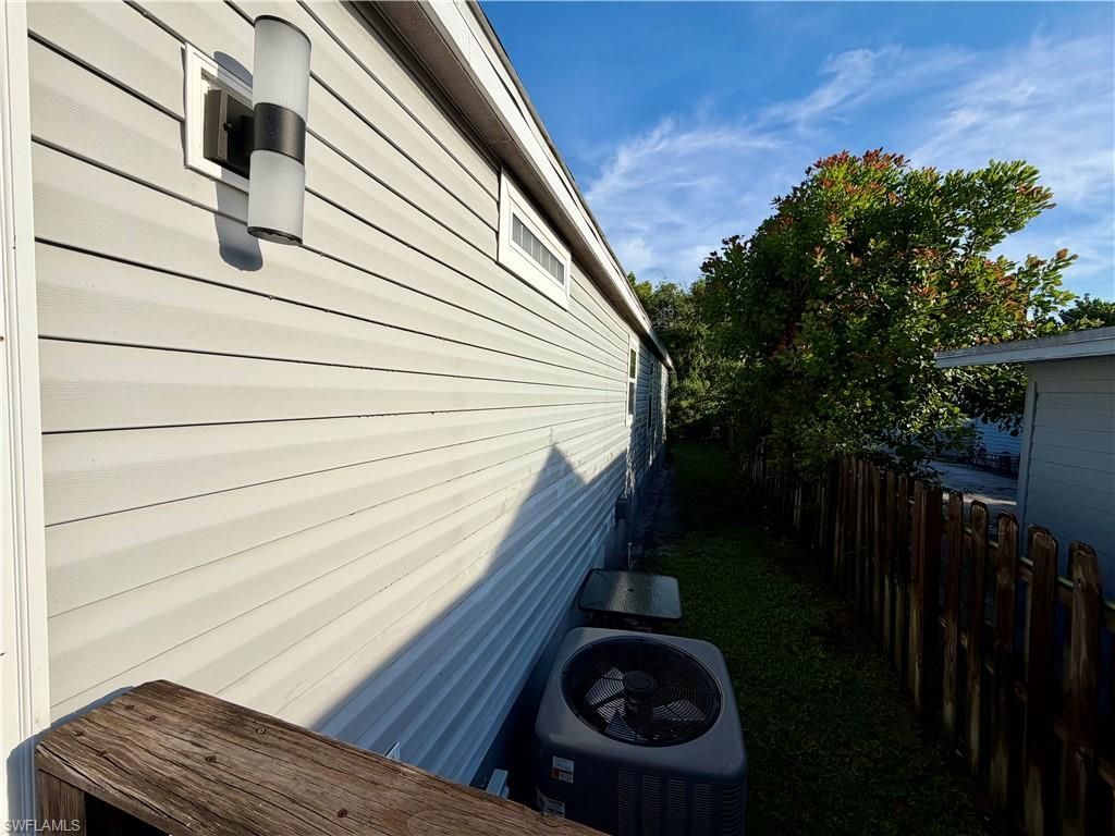 755 Ridgewood Dr , West Palm Beach, FL 33405 Photo