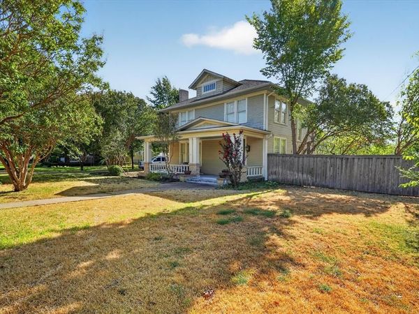 517 S Center Street, Forney, TX 75126