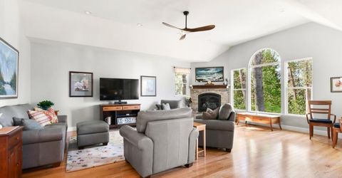 13021 Somerset Dr, Grass Valley, CA 95945 Photo