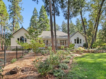 13021 Somerset Dr, Grass Valley, CA 95945 Photo