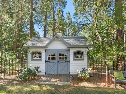 13021 Somerset Dr, Grass Valley, CA 95945 Photo