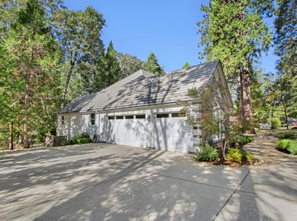 13021 Somerset Dr, Grass Valley, CA 95945 Photo