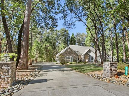 13021 Somerset Dr, Grass Valley, CA 95945 Photo