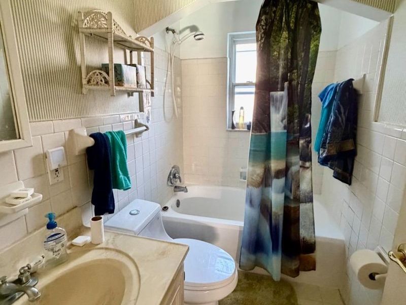 3755 St Johns Terrace, Deer Park, OH 45236 Photo 10