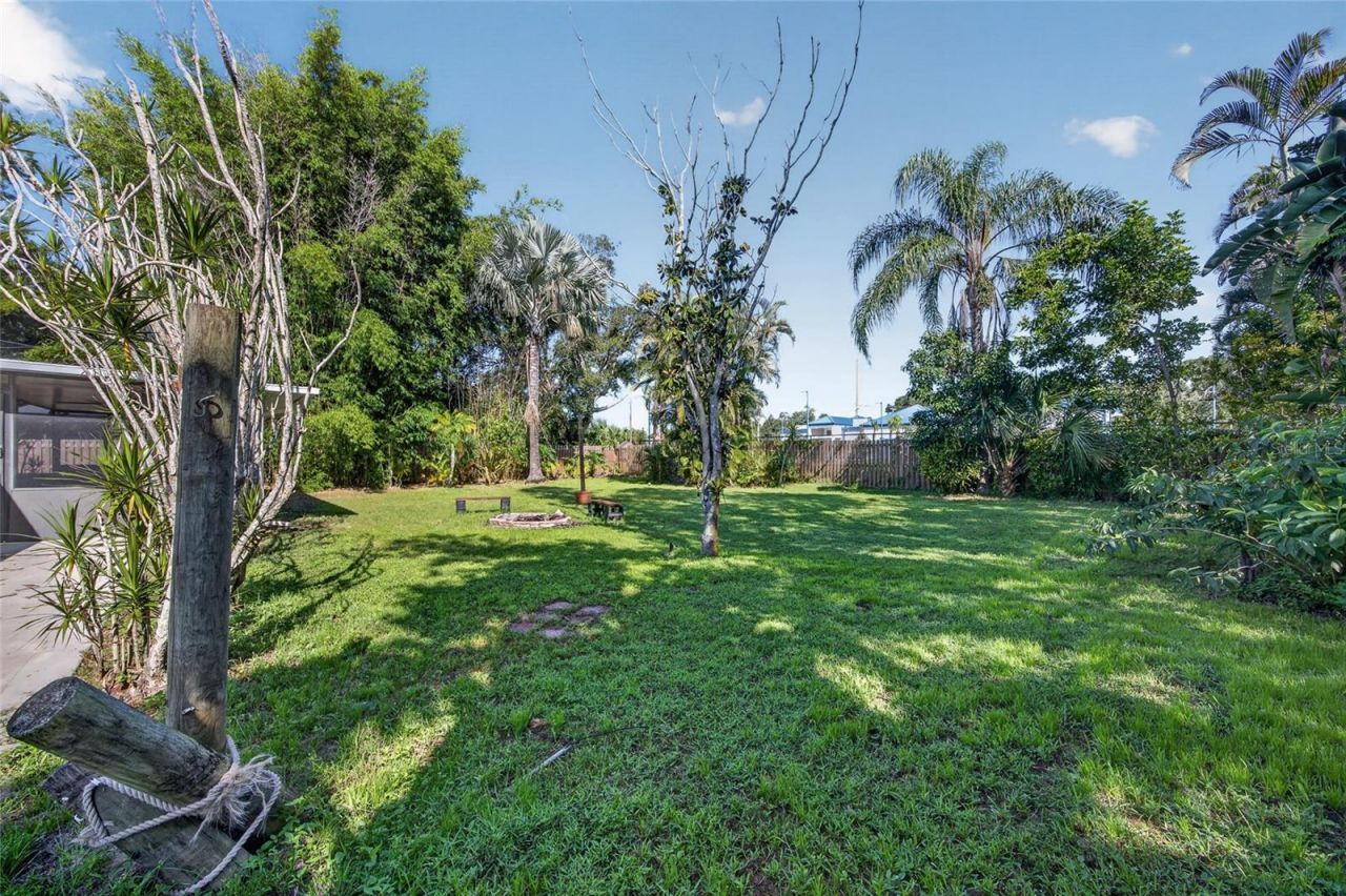 3917 Sawyerwood Road , Sarasota, FL 34233 Photo