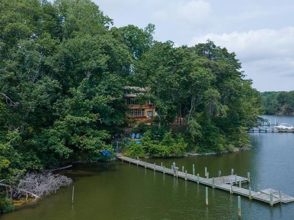 97 OVERLOOK LANE , BURGESS, VA 22432
