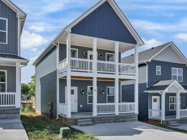 34 Dixon Dr , Clarksville, TN 37040