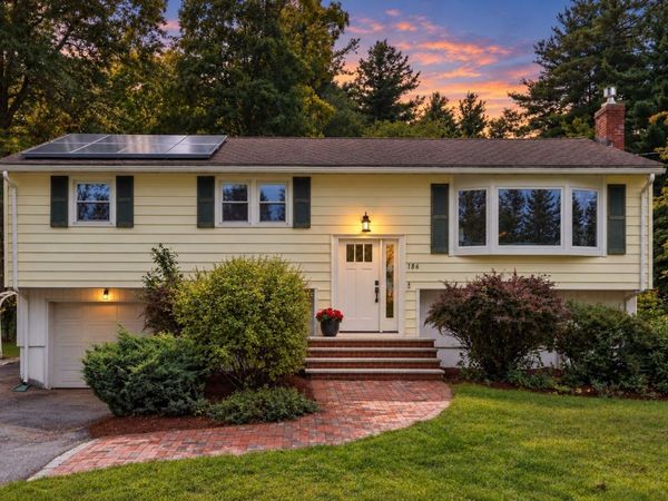 186 High St, Chelmsford, MA 01824