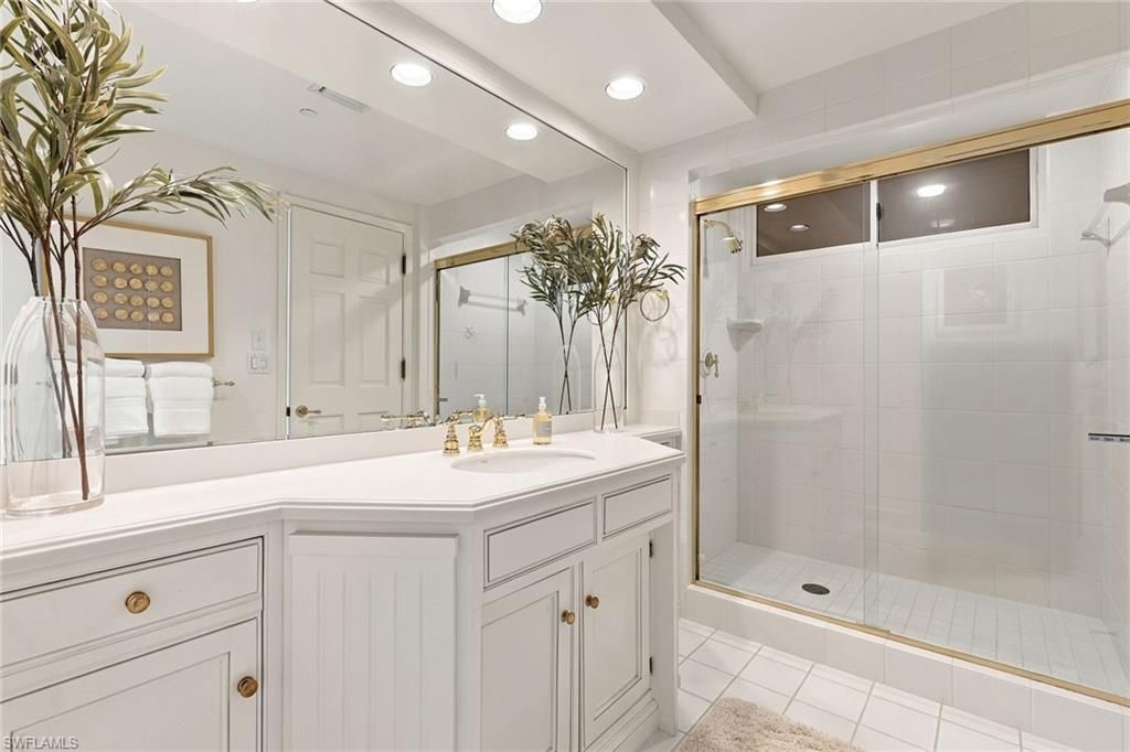 10 Seagate Dr, Unit 6N, Naples, FL 34103 Photo