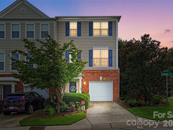5325 Dockery Drive , Charlotte, NC 28209