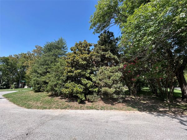 4727 S Yorktown Place , Tulsa, OK 74105