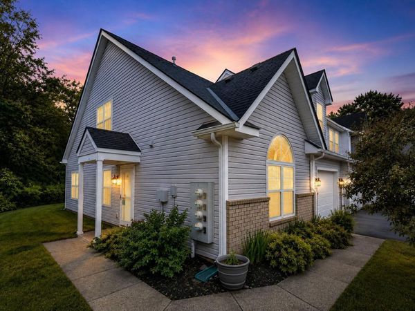 8410 Diversey Loop , Unit 601, Blacklick, OH 43004
