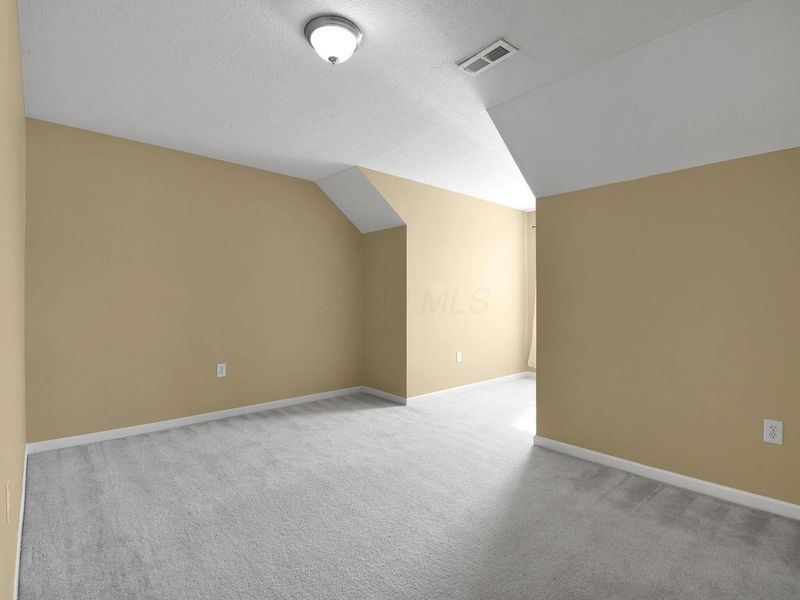 8410 Diversey Loop , Unit 601, Blacklick, OH 43004 Photo 24