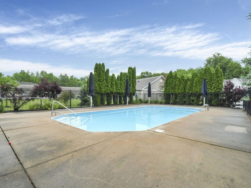 8410 Diversey Loop , Unit 601, Blacklick, OH 43004 Photo 37