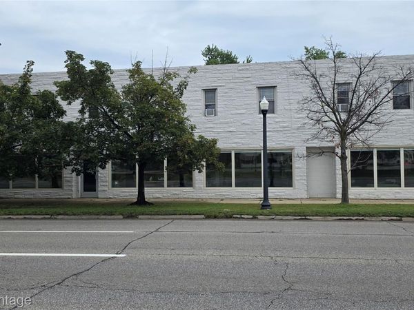 29222 Grand River Avenue , Farmington Hills, Mi 48336