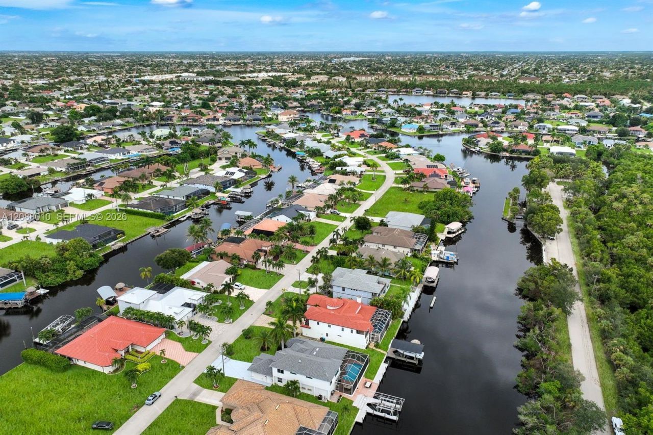 2309 20th Pl , Cape Coral, FL 33990 Photo