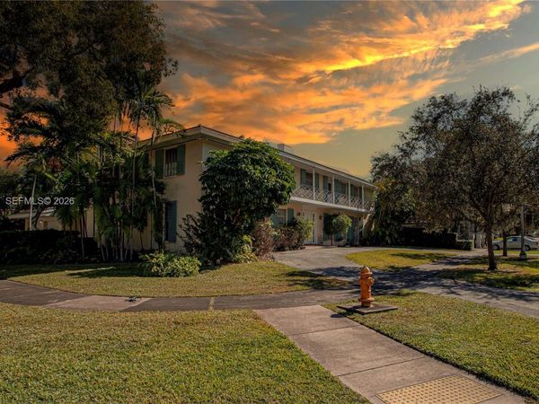 2805 Segovia St , Coral Gables, FL 33134