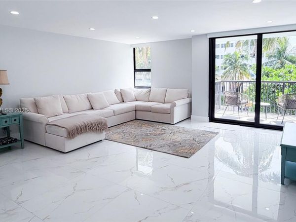1800 Collins Ave , Unit 3B, Miami Beach, FL 33139