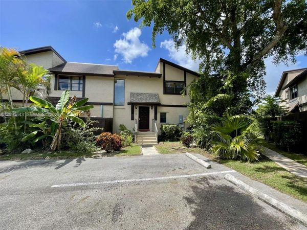 2160 Bayberry Dr, Unit 2160, Pembroke Pines, FL 33024