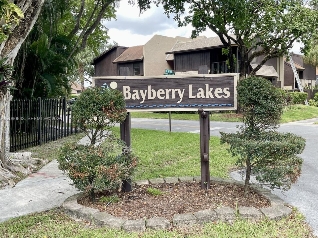 2160 Bayberry Dr, Unit 2160, Pembroke Pines, FL 33024 Photo