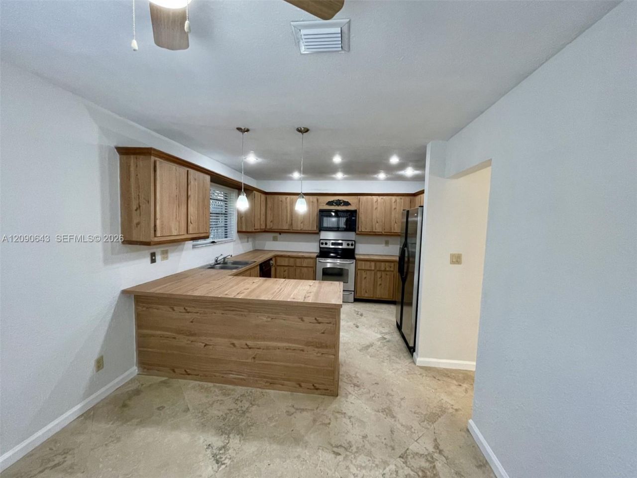 2160 Bayberry Dr, Unit 2160, Pembroke Pines, FL 33024 Photo