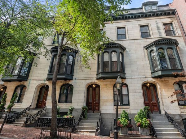35 Hancock St, Unit 3, Boston, MA 02114