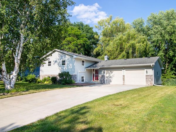 16639 Lyons Avenue SE, Prior Lake, MN 55372