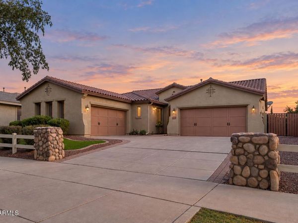 3837 E OLD STONE Circle S, Chandler, AZ 85249