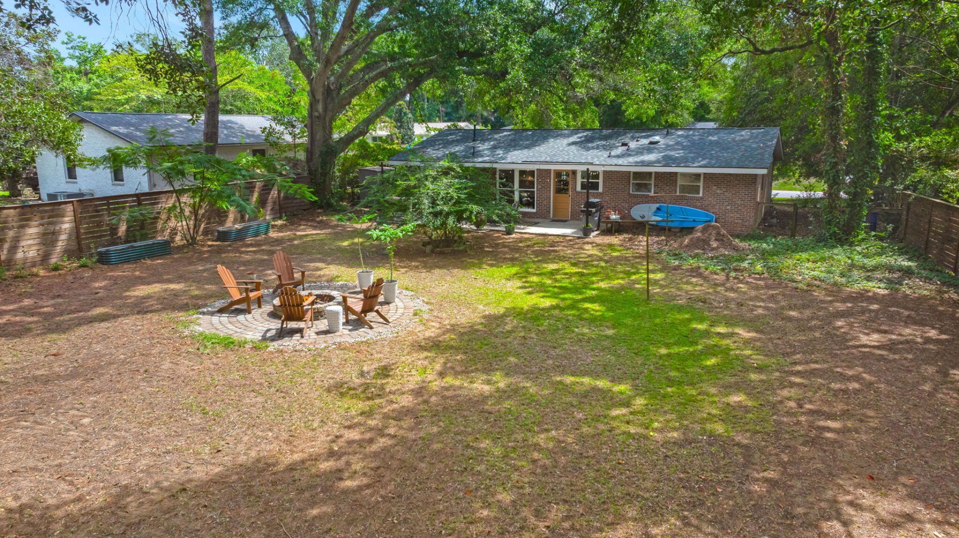 1047 Honeysuckle Lane Photo 29