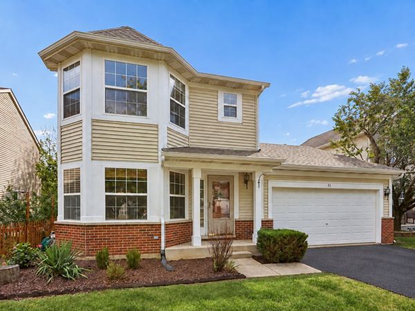 31 Kenilworth Avenue , Romeoville, IL 60446