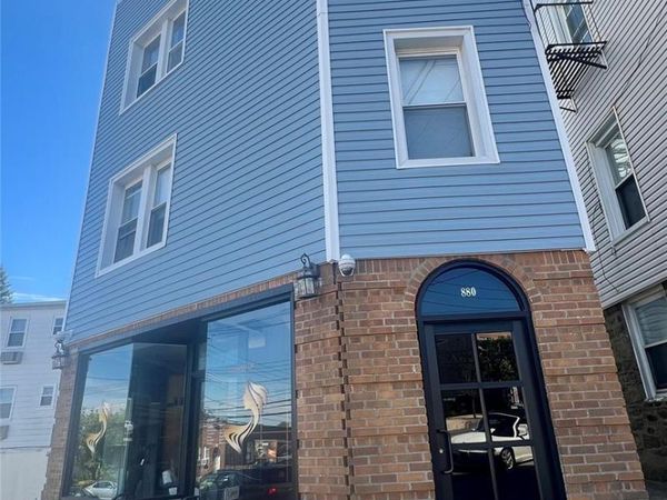 880 Midland Avenue , Yonkers, NY 10704