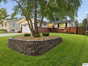 4420 N 10th Street, Lincoln, NE 68521