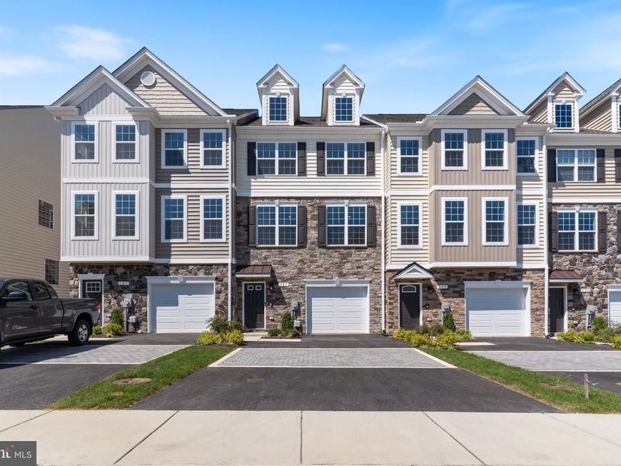 121 Potomac Court , Prince Frederick, MD 20678 Main Photo