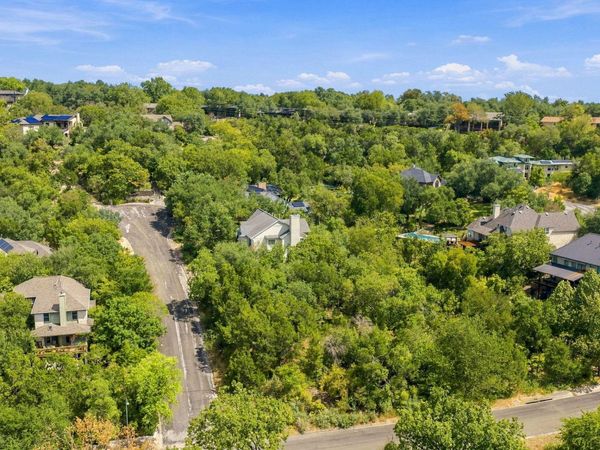 6401 Dry Cliff CV, Austin, TX 78731