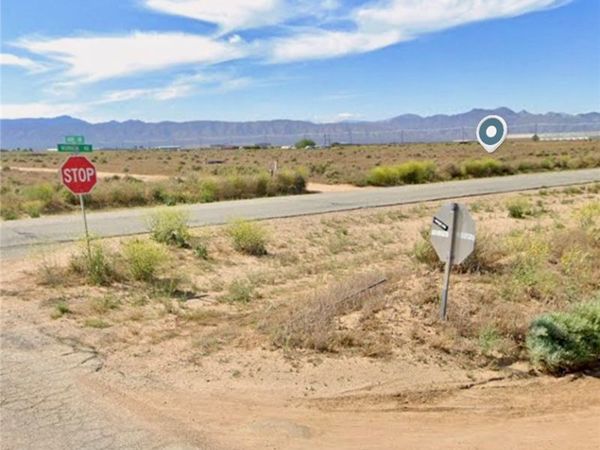 2880 Neuralia Road, California City, CA 93505