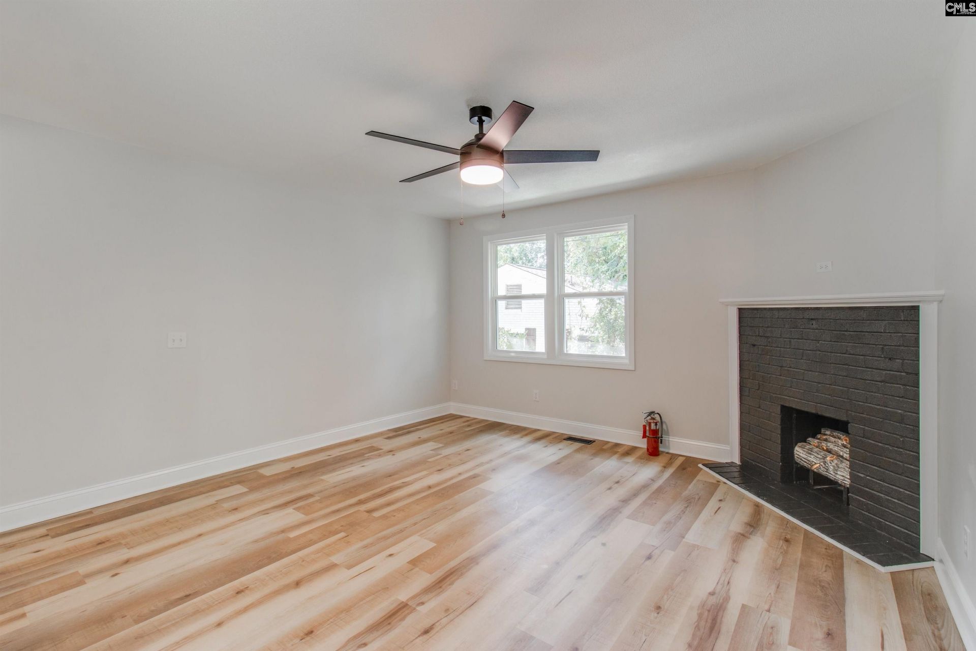 923 Huntington Avenue Photo 17