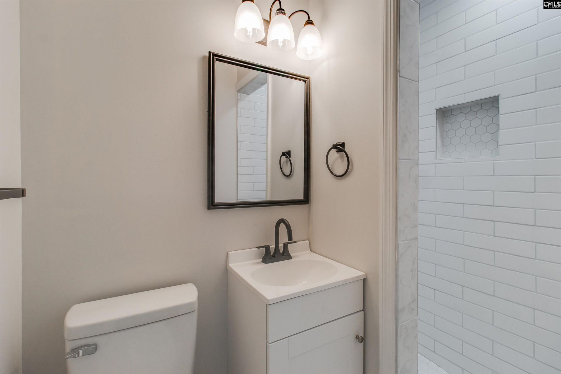923 Huntington Avenue Photo 23