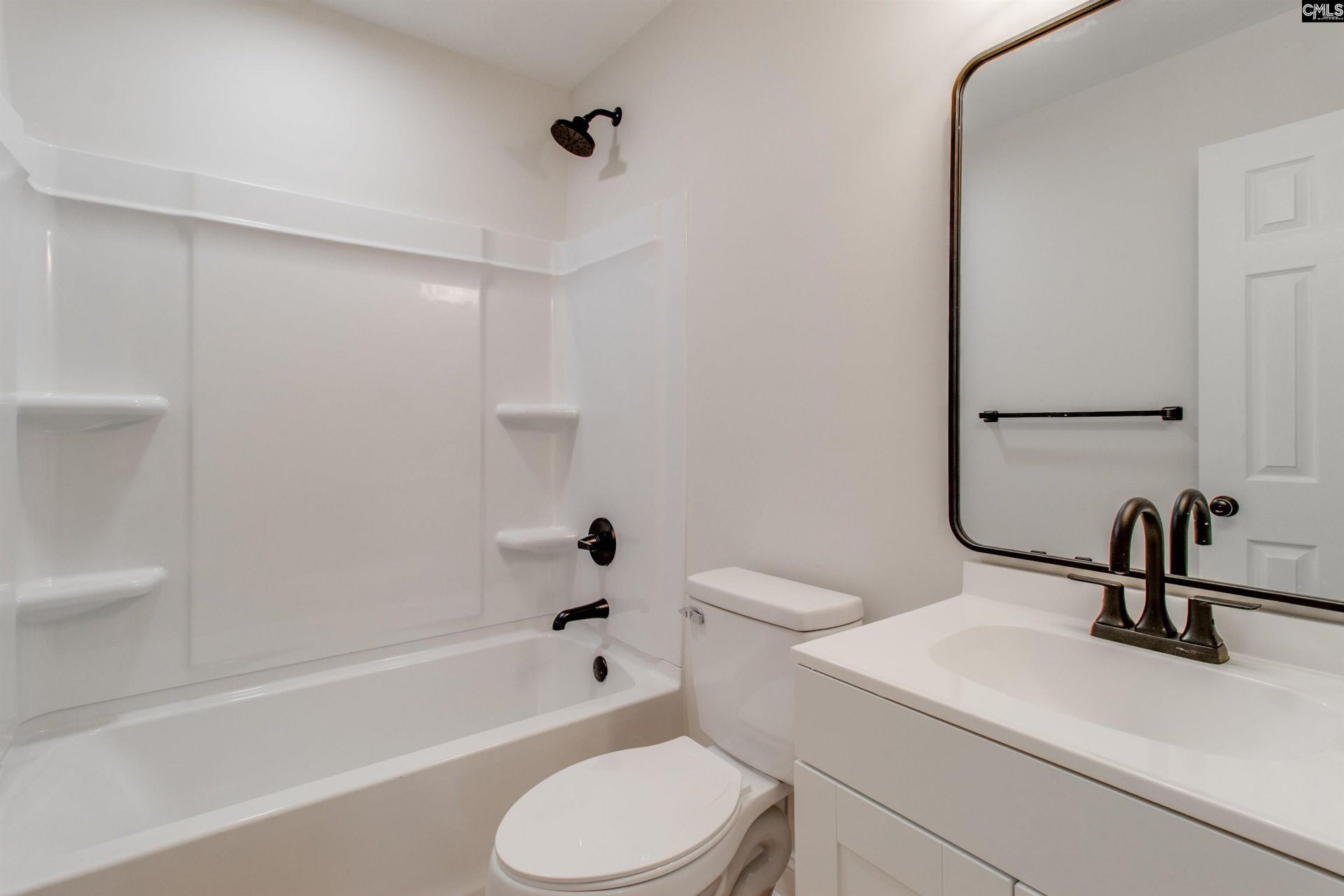 923 Huntington Avenue Photo 28