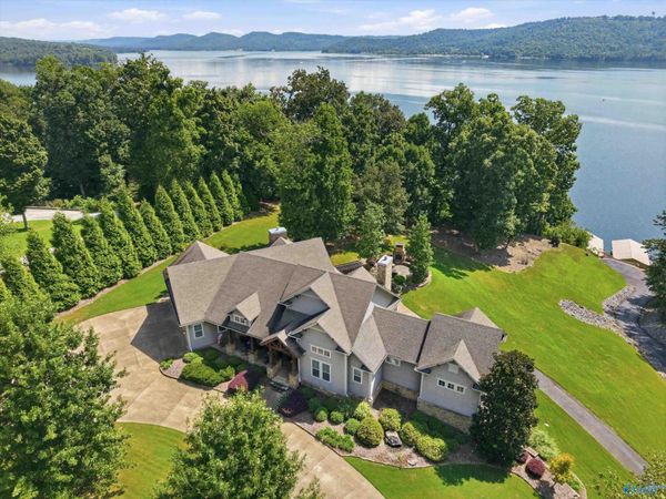 3690 Buck Island Drive, Guntersville, AL 35976