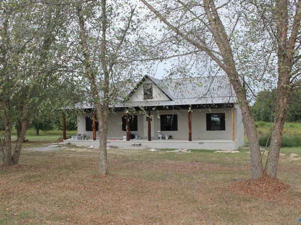 111 County Road 678, Fort Payne, AL 35968