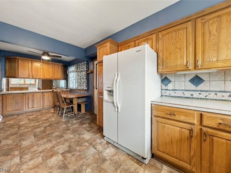 1187 Meadowbrook Boulevard, Brunswick, OH 44212 Photo 11