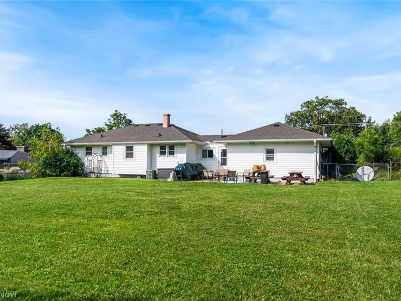 1187 Meadowbrook Boulevard, Brunswick, OH 44212 Photo 32