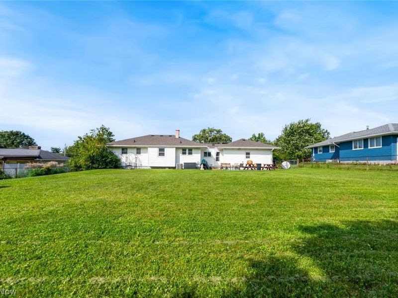 1187 Meadowbrook Boulevard, Brunswick, OH 44212 Photo 34