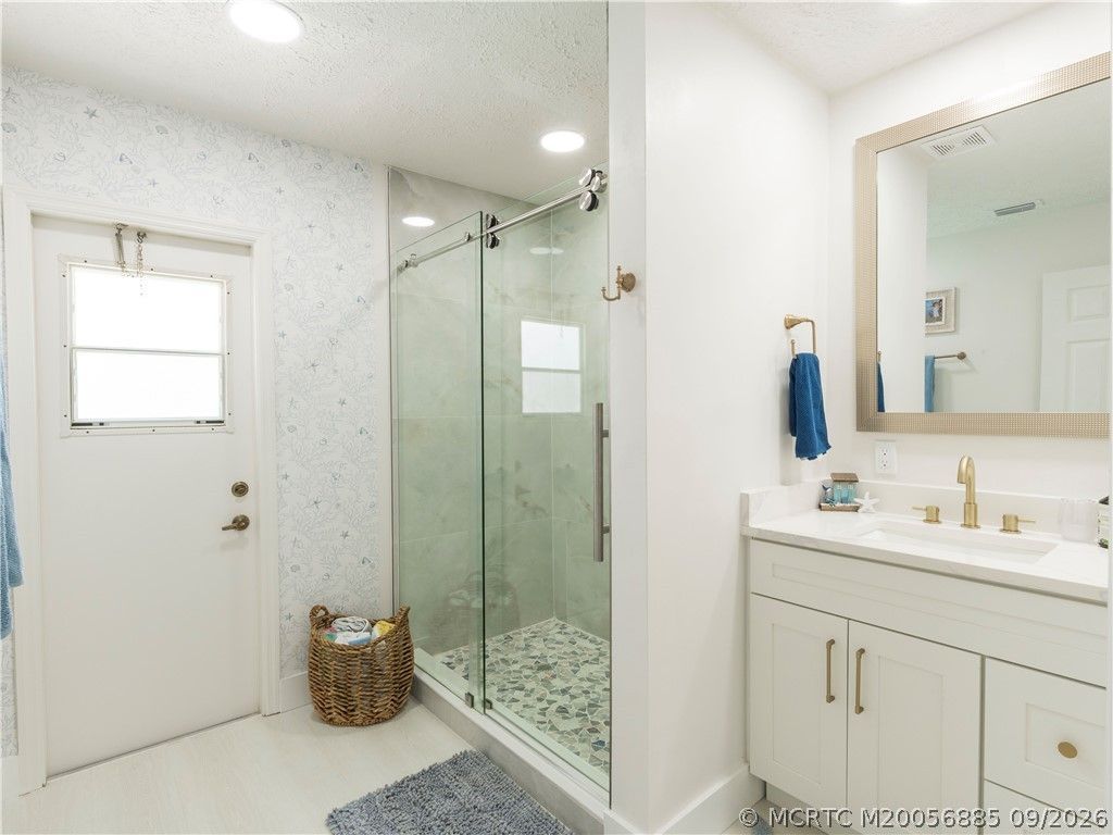 1123 SW Oak Hollow Court , Palm City, FL 34990 Photo