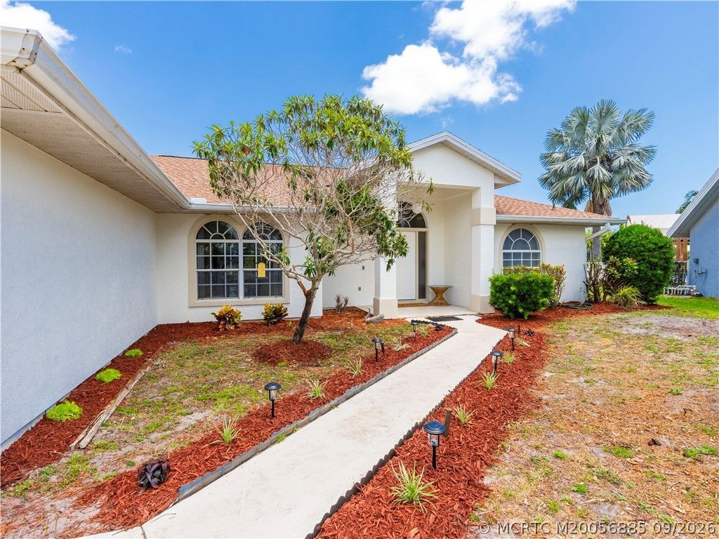 1123 SW Oak Hollow Court , Palm City, FL 34990 Photo