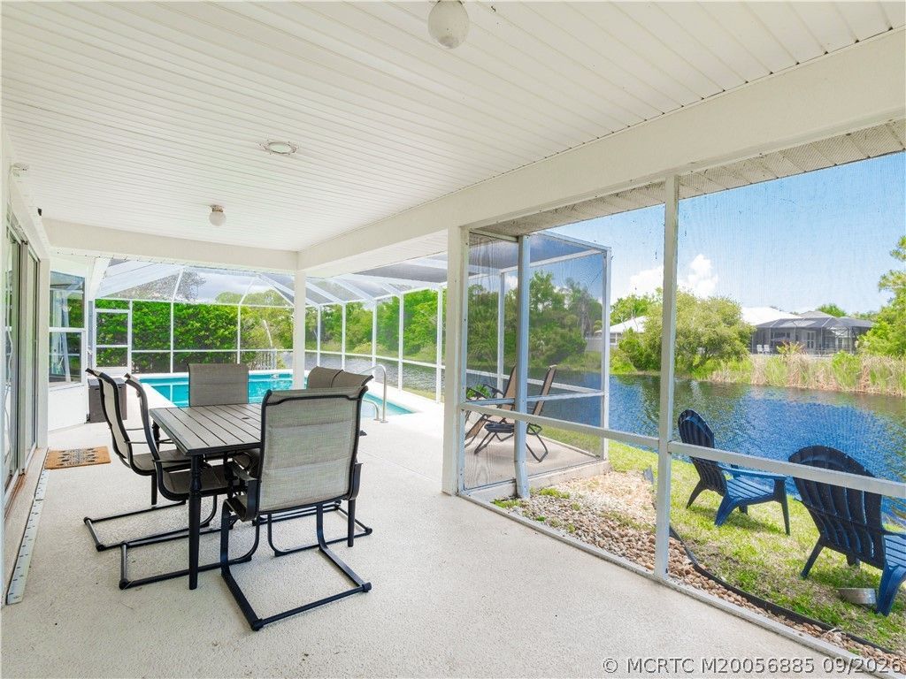 1123 SW Oak Hollow Court , Palm City, FL 34990 Photo