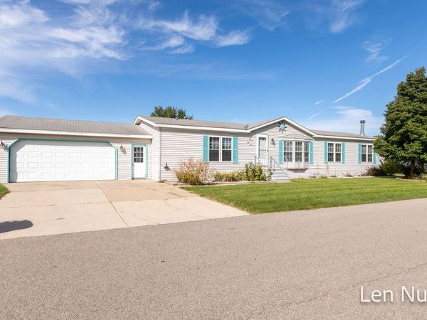 7529 Curry Street SE, Caledonia, MI 49316