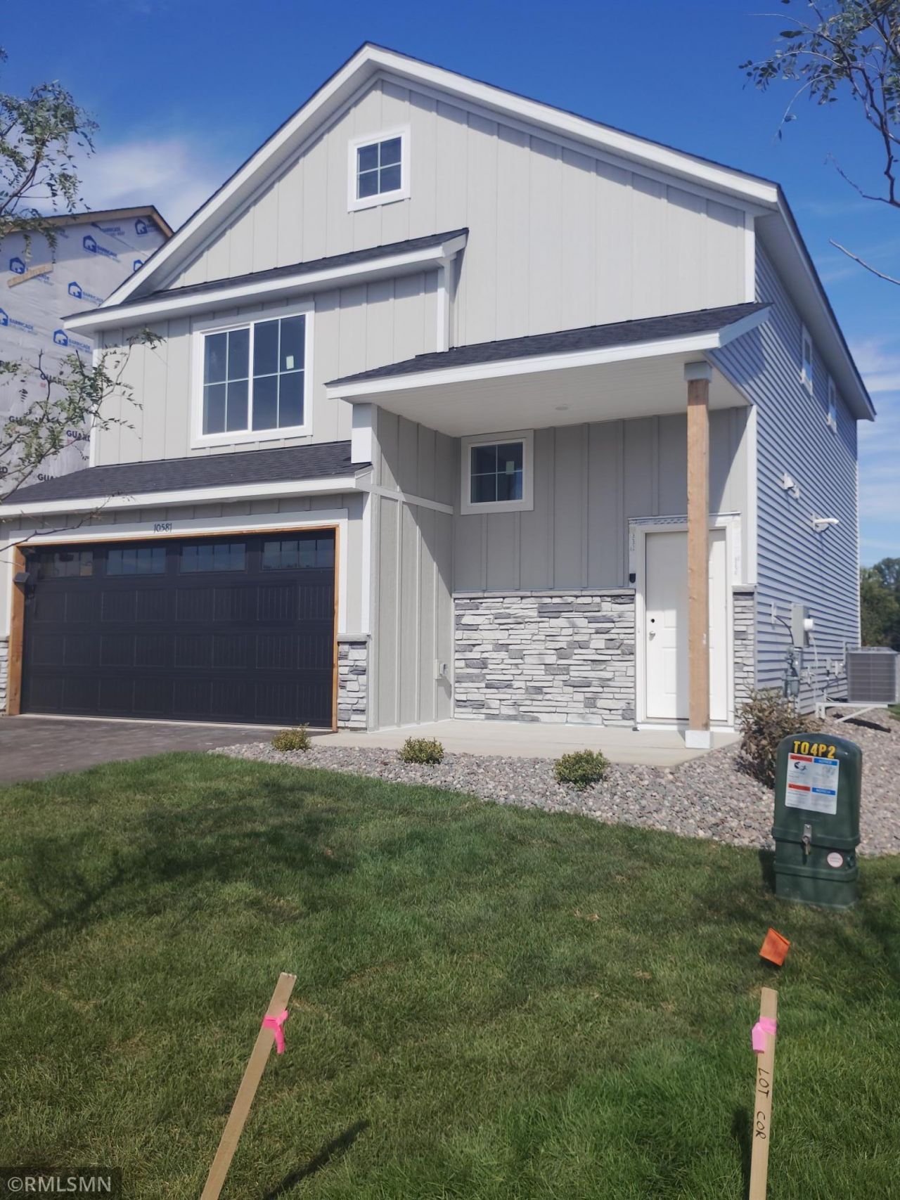 10581 Goodview Avenue S, Cottage Grove, MN 55016 Main Photo