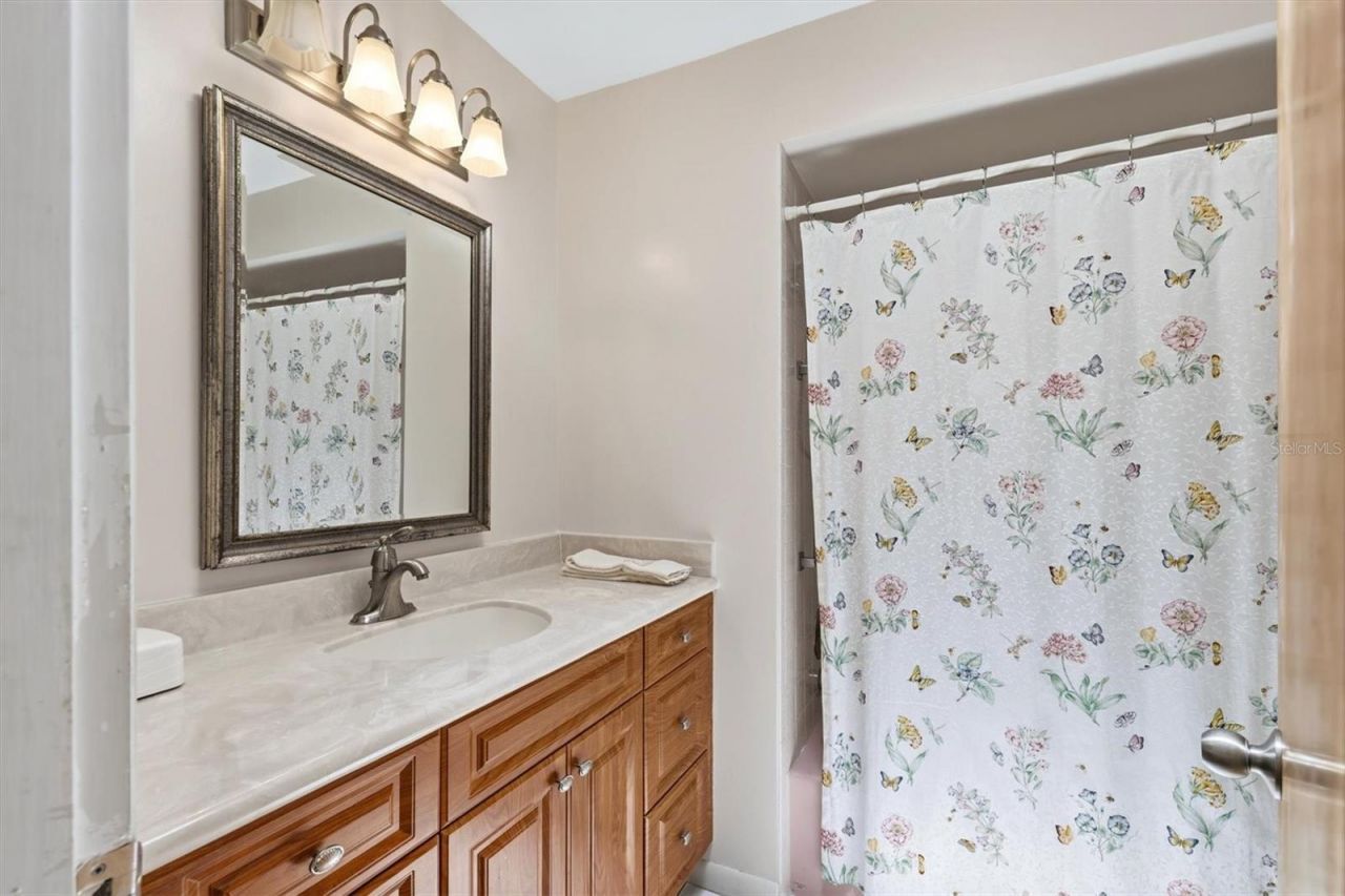 3262 Brockton Lane, Unit 608, Sarasota, FL 34239 Photo