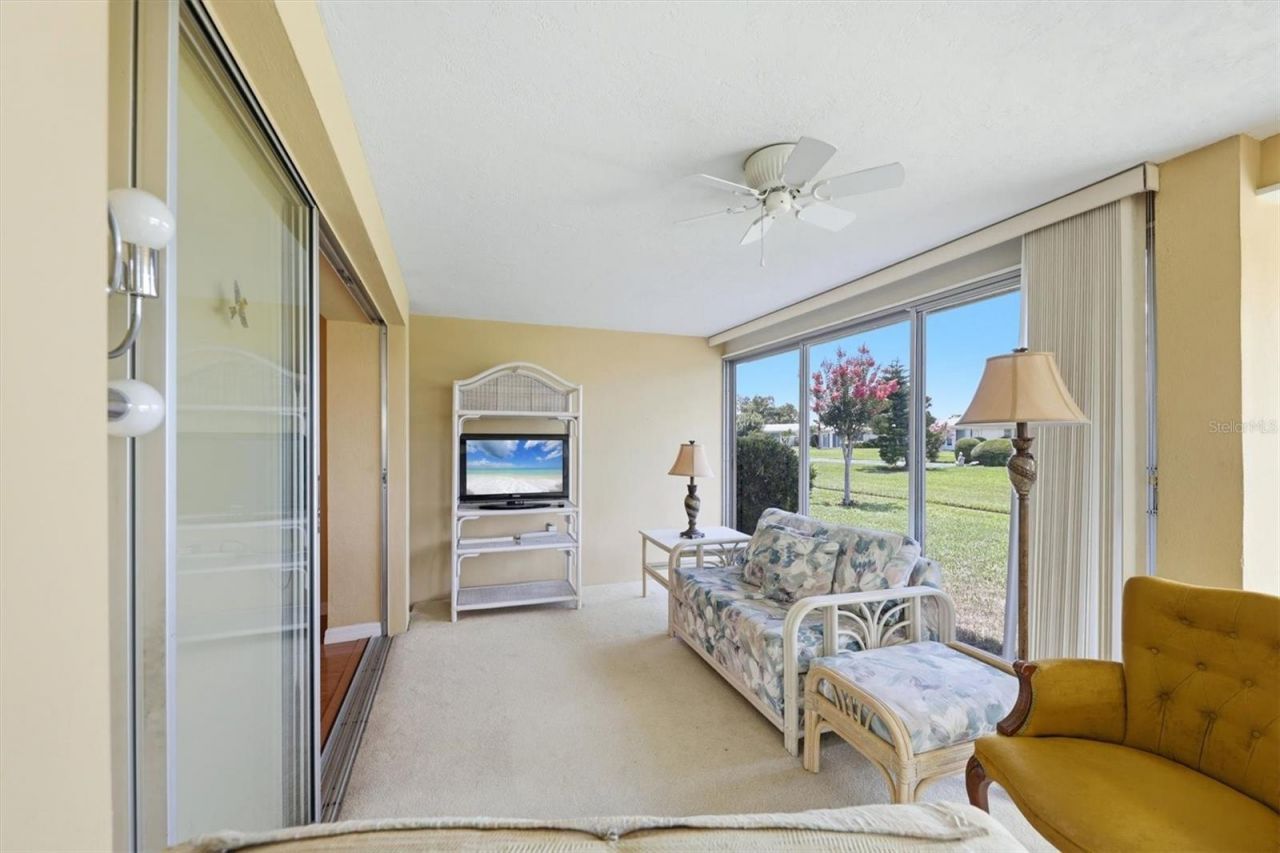 3262 Brockton Lane, Unit 608, Sarasota, FL 34239 Photo